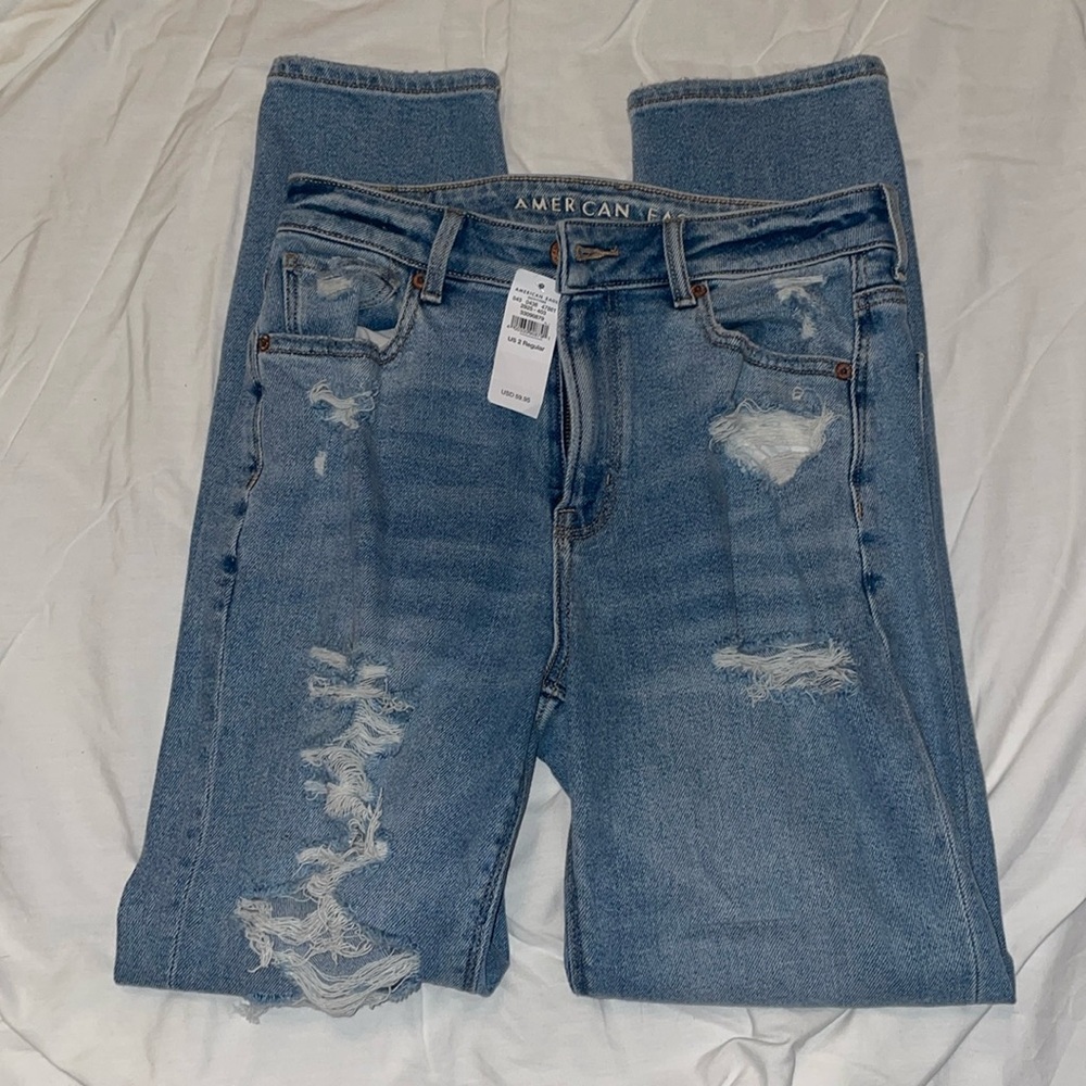 American Eagle | Mom Jean | Size 2